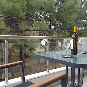https://hotel-oceanis-kalithea.hotelschalkidiki.net