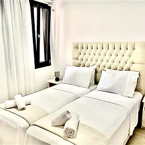 https://alkestis-studios.kefaloniahotels.net